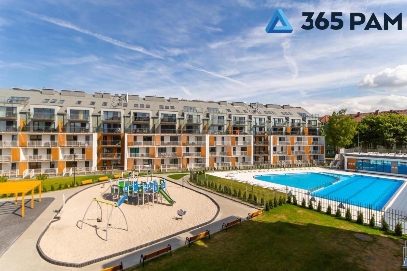 Feniks Kolobrzeg Podczele Basen, Silownia, Bawialnia - 365Pam Exterior photo